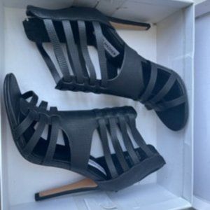 Steve Madden - Madellia - Black - heeled sandal - size 7.0